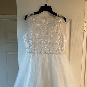 Chantilly Place Dress